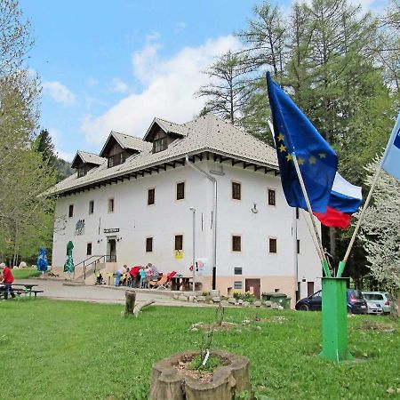 Dom Pristava Hotel Jesenice Kültér fotó