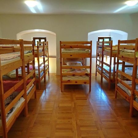 Dom Pristava Hotel Jesenice Kültér fotó